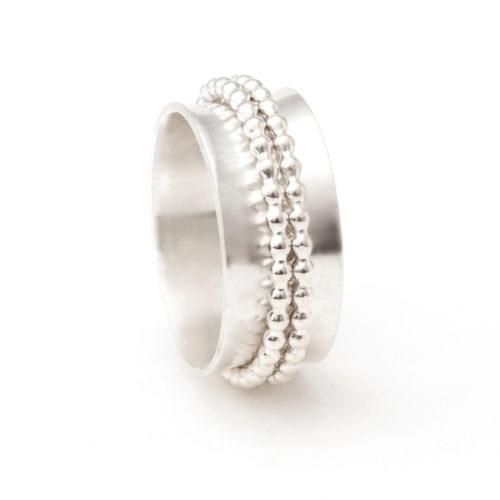 INIZI Sterling Silver Spinner Ring, part of Breezy Collection launched at the opening of Bijorhca Paris on 2 September.