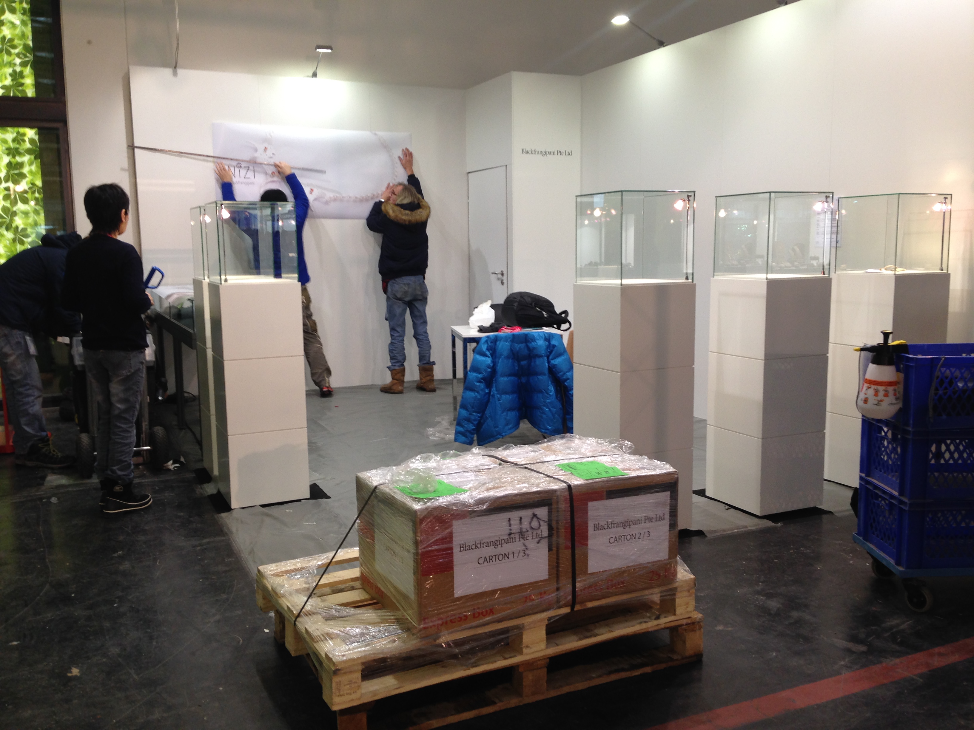 Setting up INIZI booth at Inhorgenta Munich