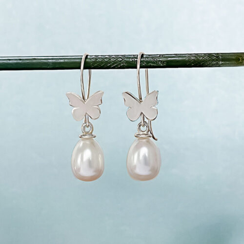 Moonlight Flutter Pearls Earrings from INIZI by Christina